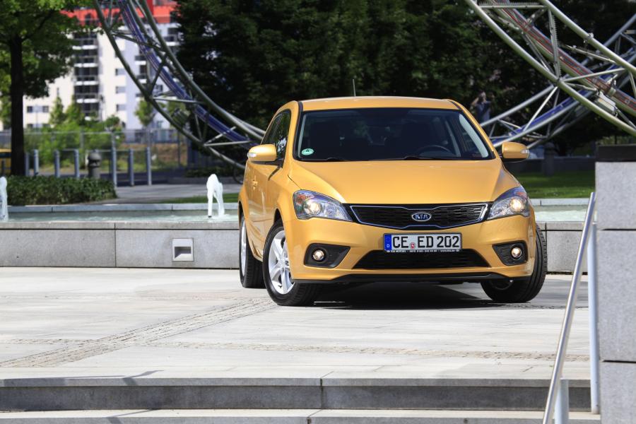  Kia pro_cee&rsquo;d EcoDynamics 2011 года  (фото 92 из 133)